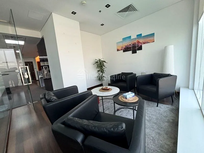 Stunning Office  | Canal View | 3 parking63815336918147111