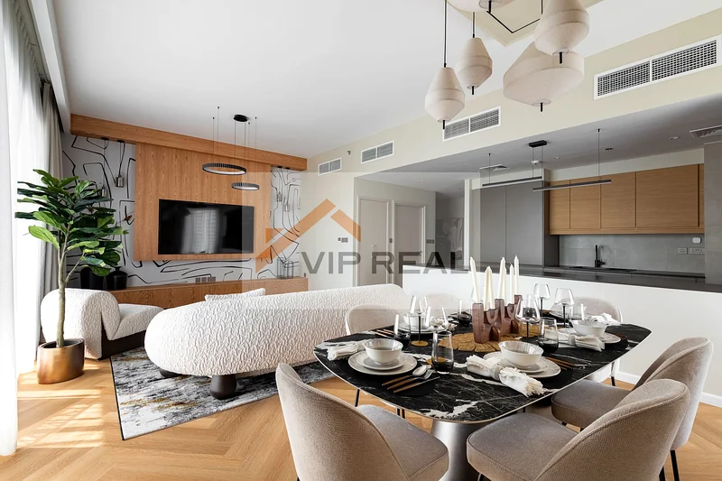 Upgraded| Vacant | Park view64024949671425113