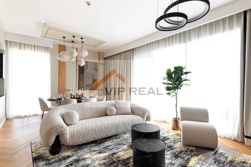 Upgraded| Vacant | Park view64024949671425112