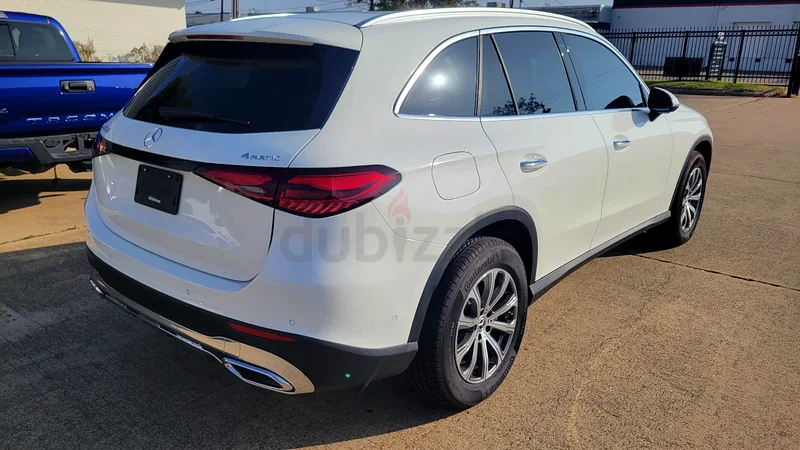 Brand New 2024 Mercedes GLC30063700563774978114