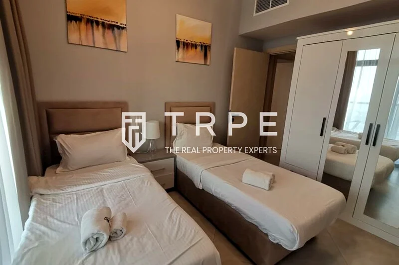 Furnished | Top Floor | Prime Location | Duplex63997300497409113