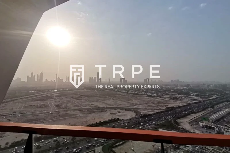 Furnished | Top Floor | Prime Location | Duplex63997300497409110