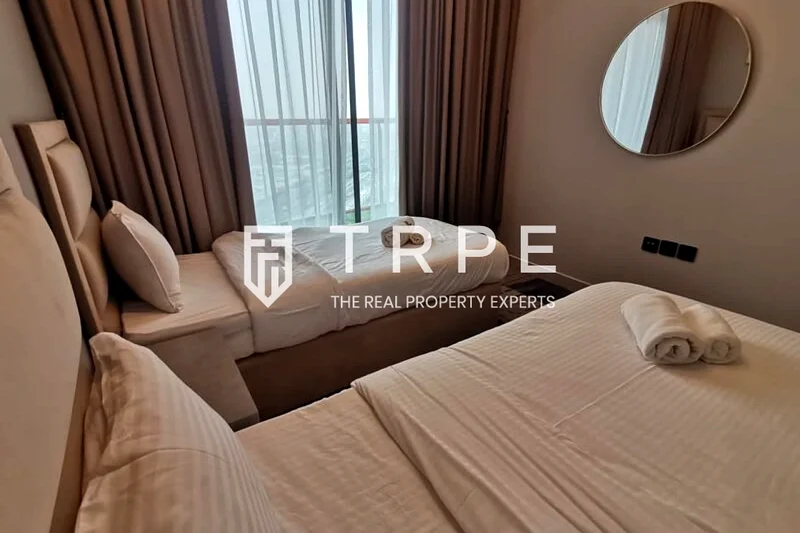 Furnished | Top Floor | Prime Location | Duplex63997300497409114