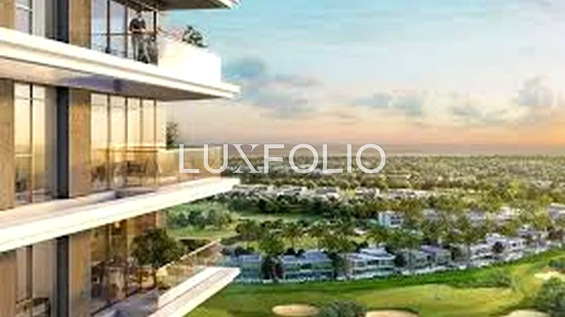 طابق عالي مع إطلالة كاملة على ملعب الغولف ووحدة حصرية64043782460161113