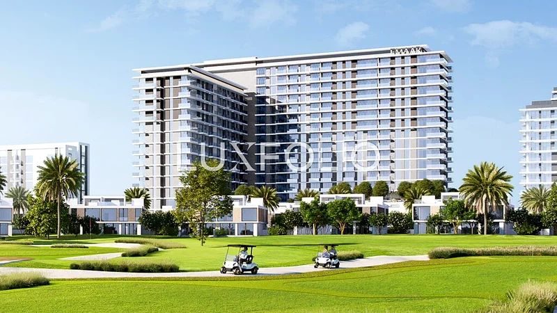 طابق عالي مع إطلالة كاملة على ملعب الغولف ووحدة حصرية64043782460161110