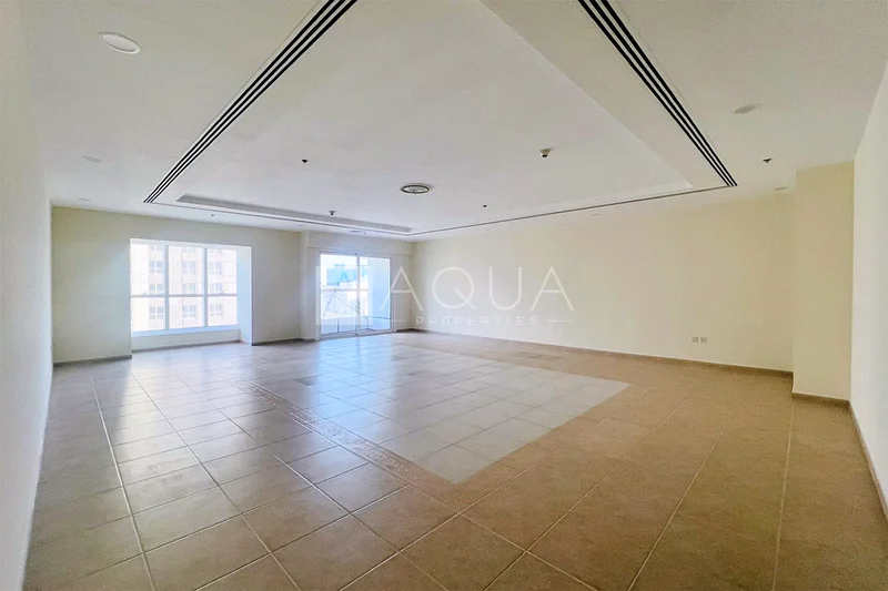 الإقامة المتميزة | 3 غرف نوم | خادمة + مستودع63776732661761110
