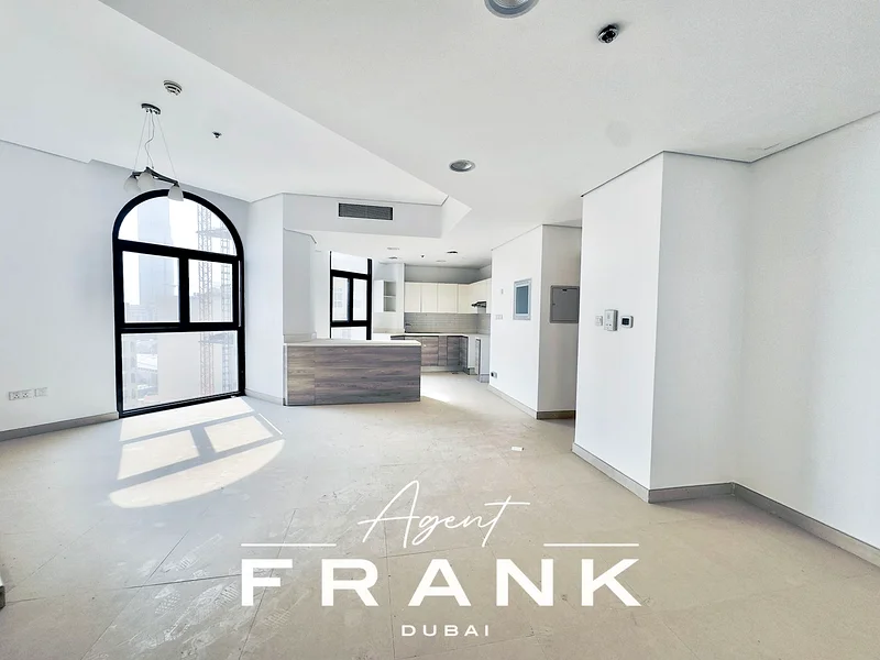 High Floor | Near Metro | Unfurnished | 3 Cheque63728264723331110