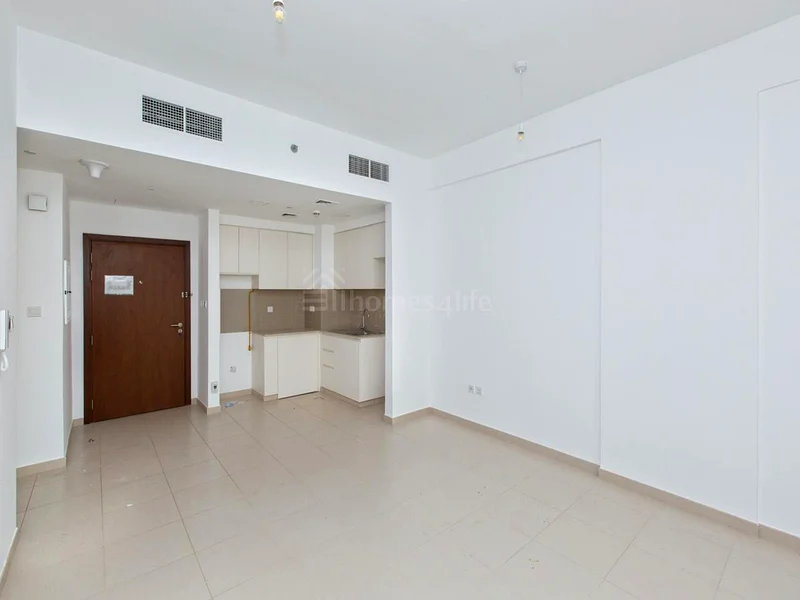 1 BHK | Zahra 3b | Pool-View63736812147330111