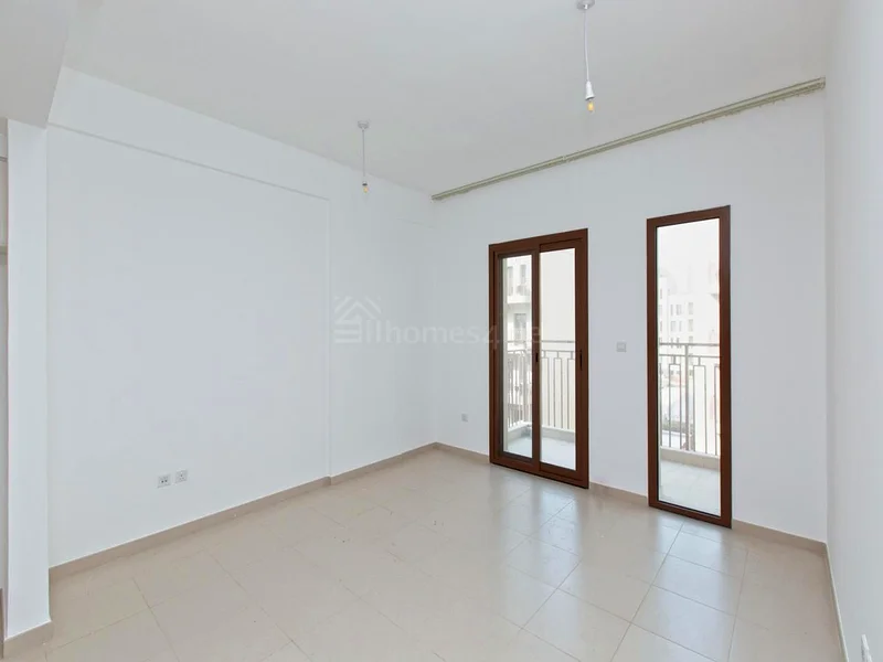 1 BHK | Zahra 3b | Pool-View63736812147330113