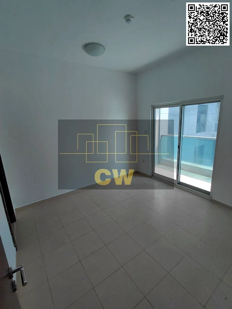 Spacious 2BHK Apartment in City Tower | With Balcony & Parking | Prime Location63724319169025111