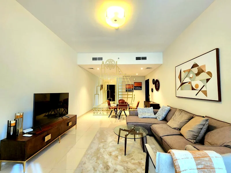 شقة مفروشة بالكامل 1BHK | جاهزة للانتقال | صالة رياضية وحمام سباحة | بالقرب من محطة المترو63745657920003114