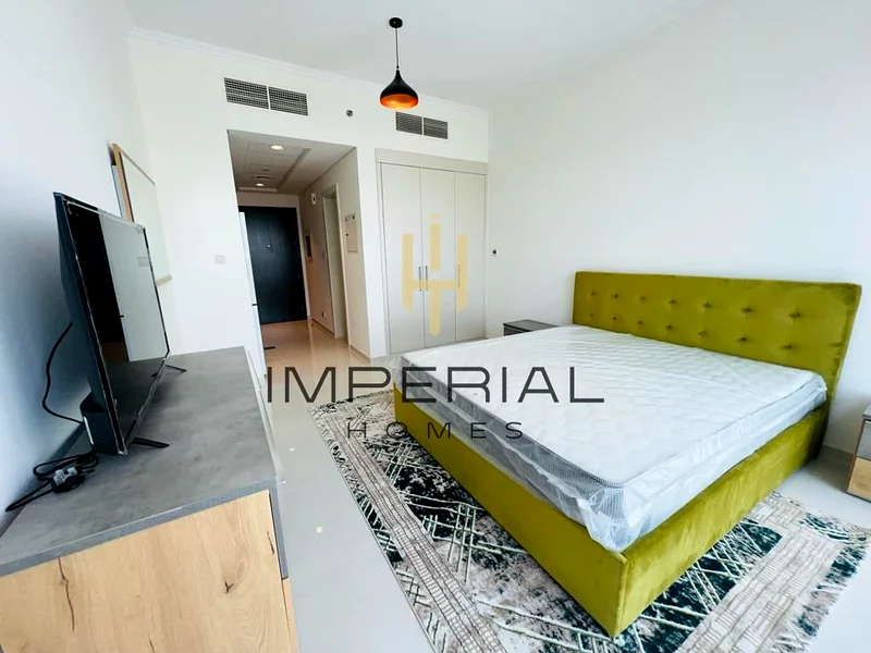 مؤثثة | تطل على ملعب جولف | طابق منخفض63738669512067111