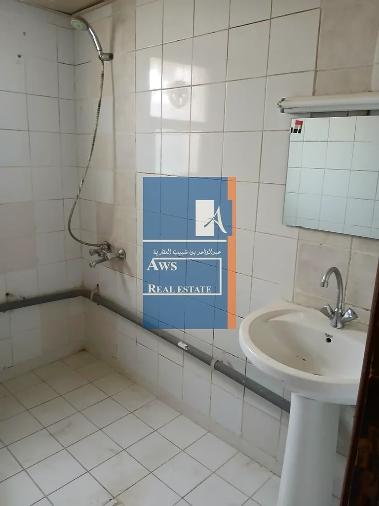 Spacious Studio for Bachelors - Quick Access to Daily Needs63737826868225114