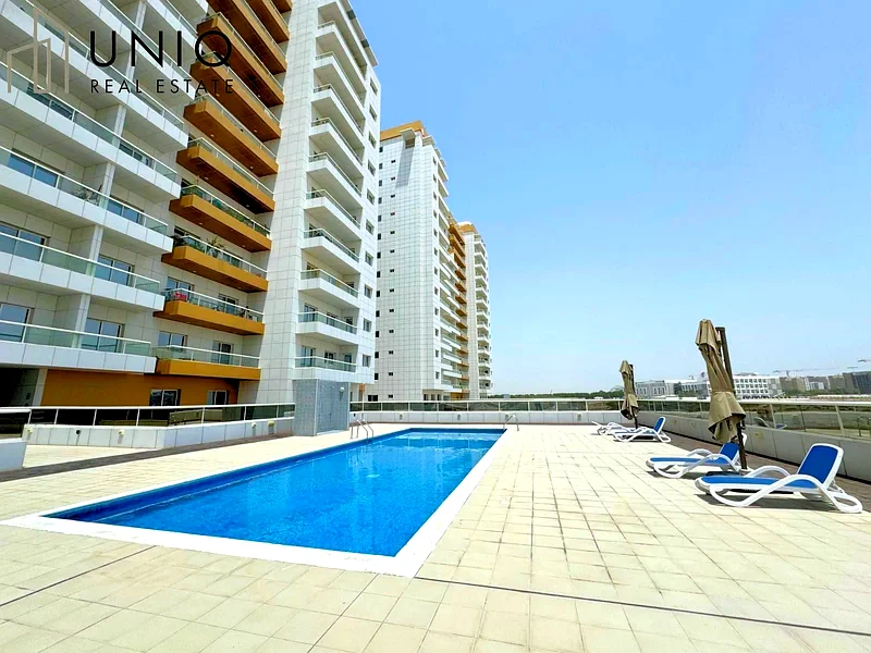 Studio with Huge Balcony | Community View63918882907265114