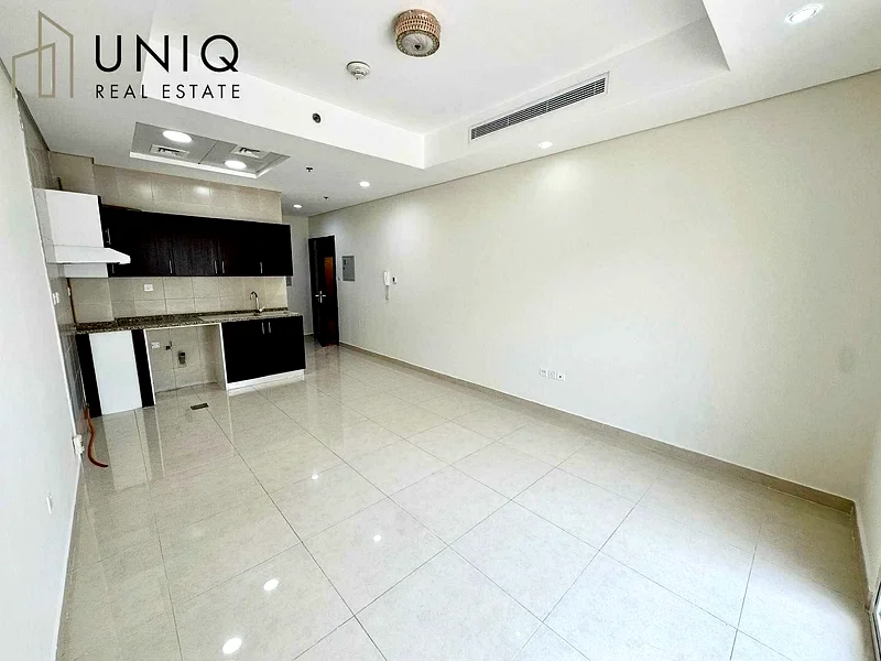 Studio with Huge Balcony | Community View63918882907265111