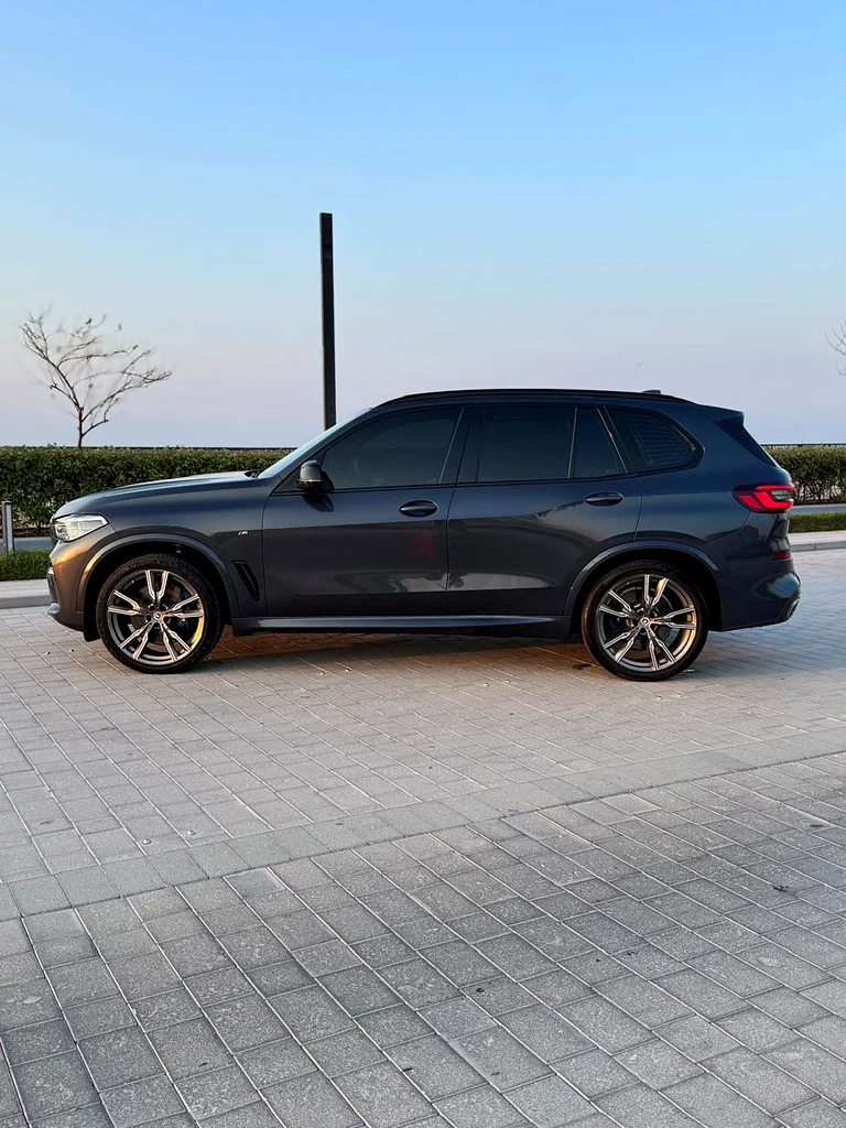 BMW X5 M50I 202363699053468162113