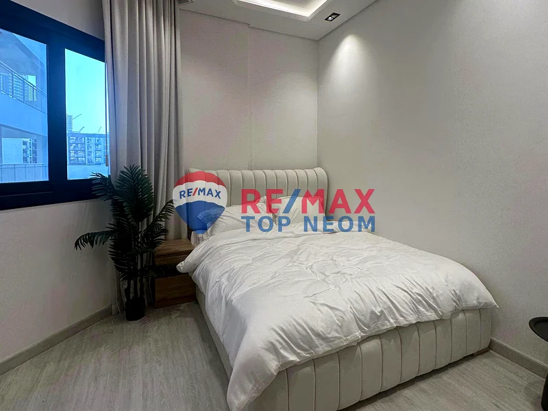SPACIOUS LAYOUT | FULLY FURNISHED | COMMUNITY VIEW63778150232835110