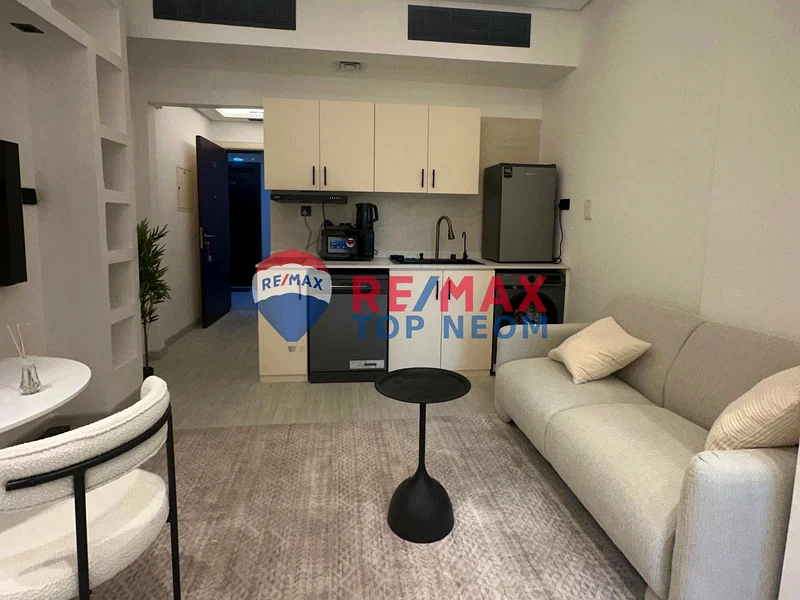 SPACIOUS LAYOUT | FULLY FURNISHED | COMMUNITY VIEW63778150232835111