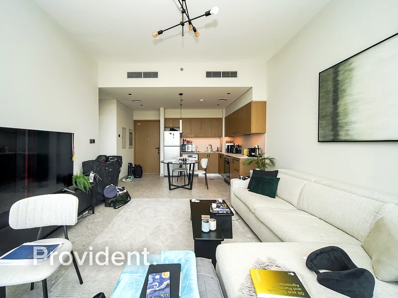 Investor Opportunity | Spacious | Prime Location64043668277379110
