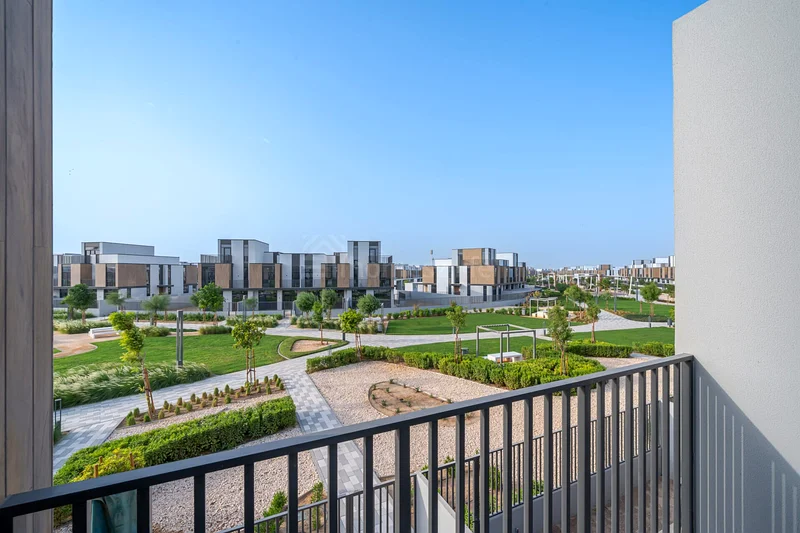 Ranim 1 | Pool and Park | Single Row | Brand New63732861074946110