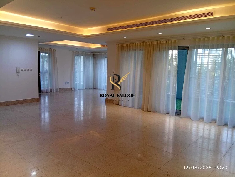 HUGE 4BHK| SZR VIEW| UNFURNSIHED| GOOD LOCATION63793084163202110