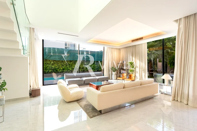5 Bedroom | Bespoke Design | Greenest Spot63916904177793110