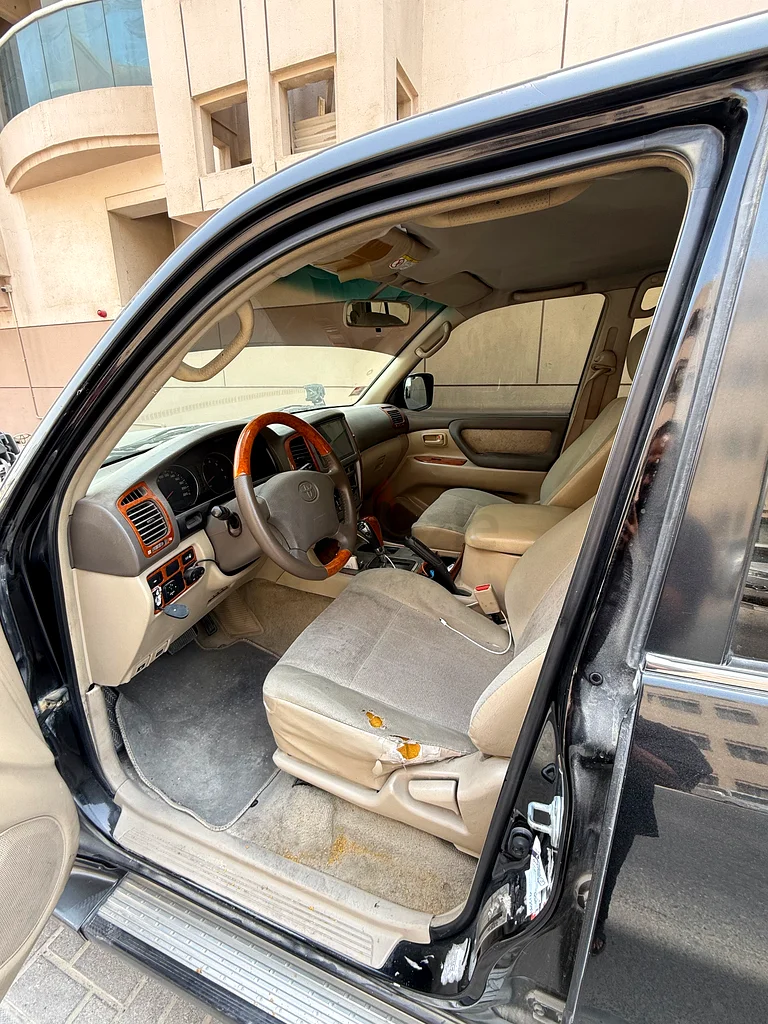 FOR SALE: Toyota Land Cruiser GXR – 2005 | Black | GCC Specs63699052397186114