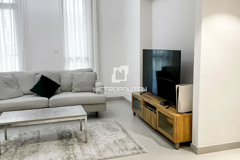 2 Beds Plus Maids | Pool View | High Demand64031588052611114