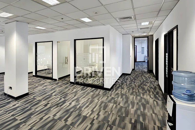 Well-Managed Office Space in DIP | Great Area64065806632834113