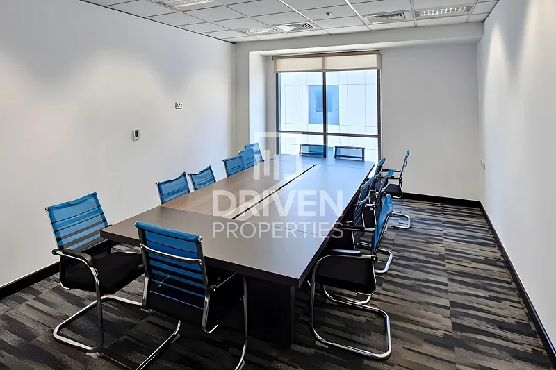 Well-Managed Office Space in DIP | Great Area64065806632834110