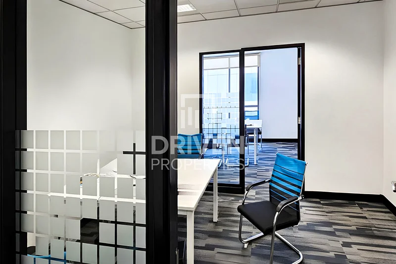 Well-Managed Office Space in DIP | Great Area64065806632834114