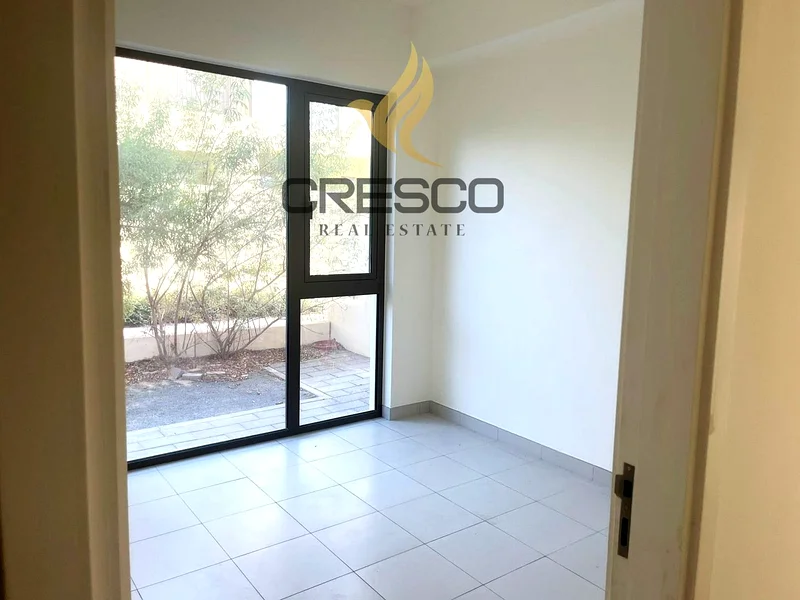 Single Row | Vacant | Close to Amenities63805884569473114