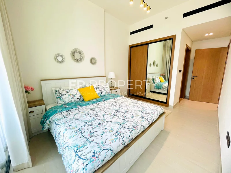 Fully Furnished | Community View | One BED63798927075587113