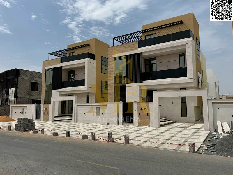 فيلا حديثة فاخرة مساحتها 4300 قدم مربع، مكونة من طابقين، وبركة سباحة، و5 غرف نوم رئيسية، وحديقة، وسطح، بسعر يشمل التسجيل63883873929603113