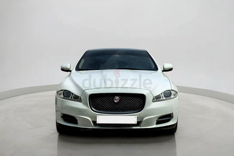 2015 Jaguar XJ-Series Luxury (SWB) 2.0L | GCC Specifications63699026561921111