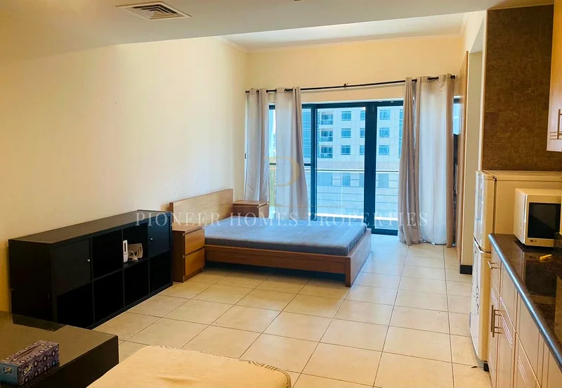 BEST DEAL | SEMI FURNISHED WITH BALCONY | LAKE VIEW63749062220290111