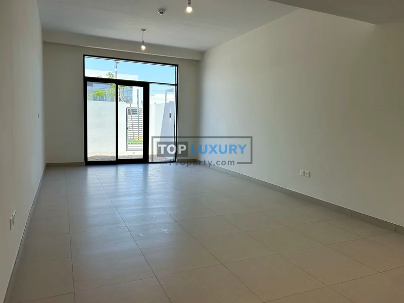 BRAND NEW | SPACIOUS LAYOUT | READY TO MOVE63751404901761110