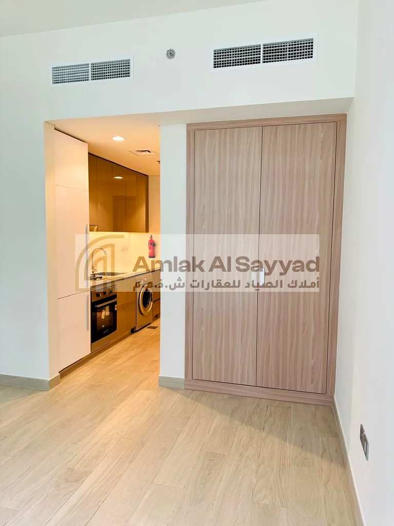 استوديو حديث في عزيزي ريفيرا 44 | مجتمع ميدان63977417532163110