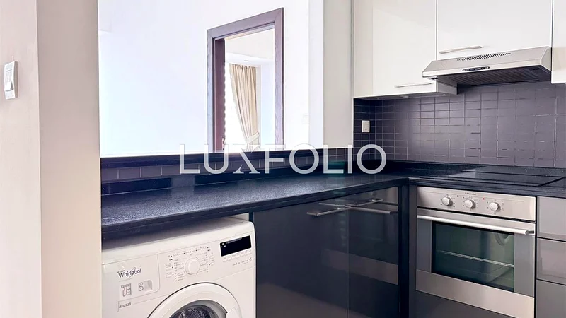 VACANT | Unfurnished | Investment | Modern64038183068802114