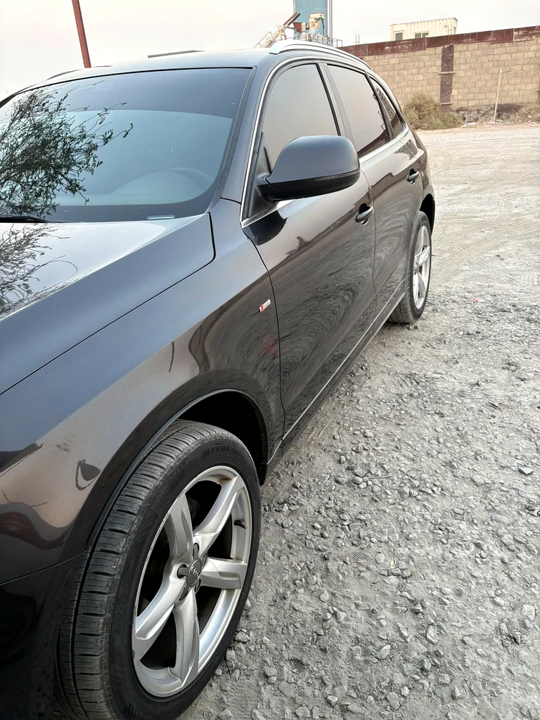 Audi Q563699036829186112