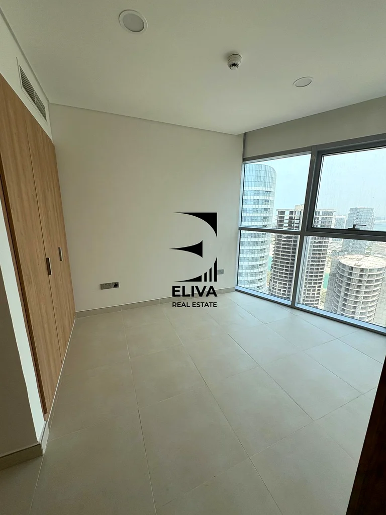 الطابق العالي | 3 غرف نوم + غرفة خادمة | إطلالة على أشجار القرم63843277468930114