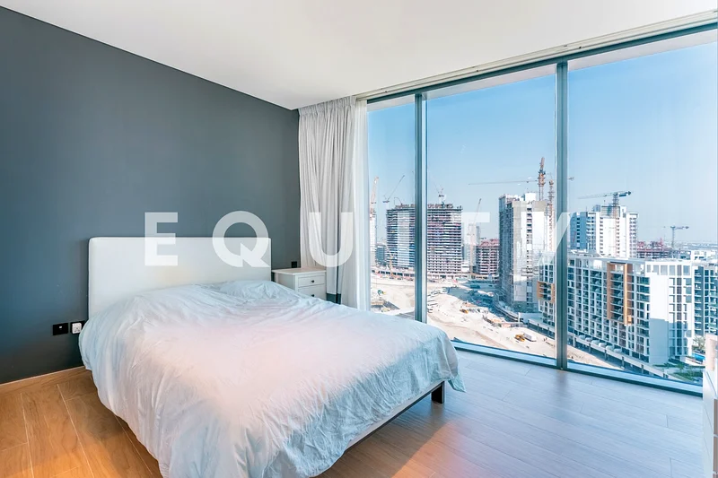 Large Layout | One Plus Study | Lagoon View64016293998849114
