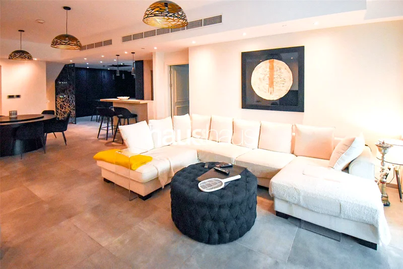 Private Pool | Stroll to Beach | Fully Upgraded63752462730242112