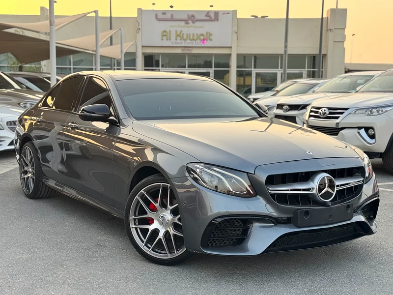 Mercedes E200, Gulf, 63 kit, in agency condition63699044496129110