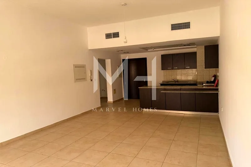 Mid Floor  |  Prime Location  |  Ready to Move In63728265676290114