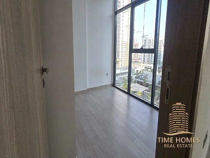 Vacant | Stunning 1 Bedroom | Chiller Free | Pool View Apartment63803212988033112