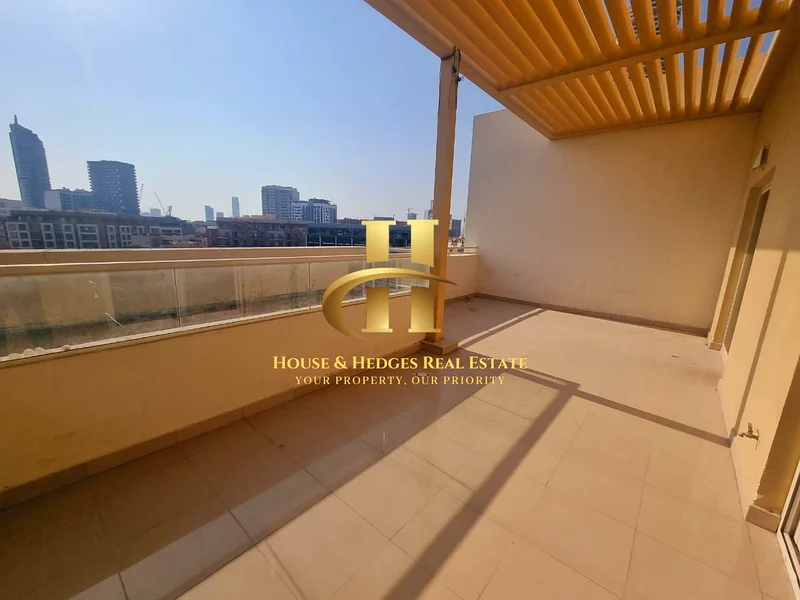 Community View | Prime Location | Spacious Unit63783058097026112