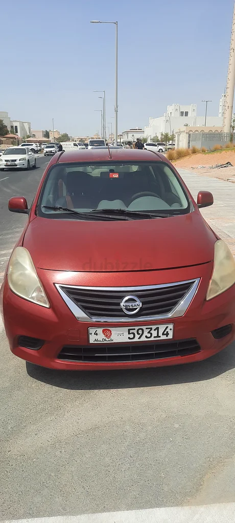 Nissan sunny 201263699057866881113