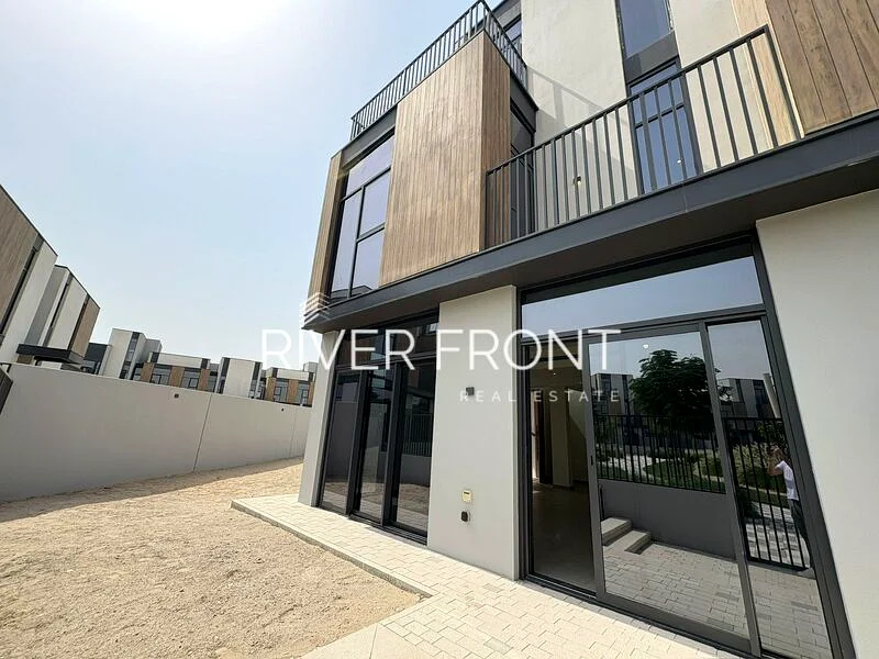 Largest Corner Plot | 4 BR+ Maid | Park Facing63732955024386111