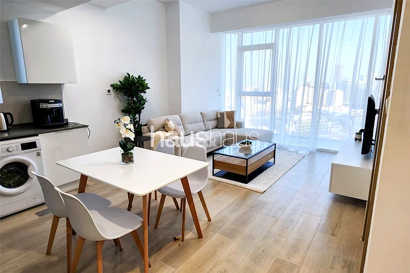 Bright Unit | Fully Furnished | High Floor63780354281859110